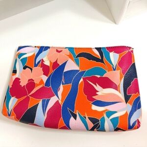 a . new day Colorful Abstract Magnetic Clutch NWOT!
